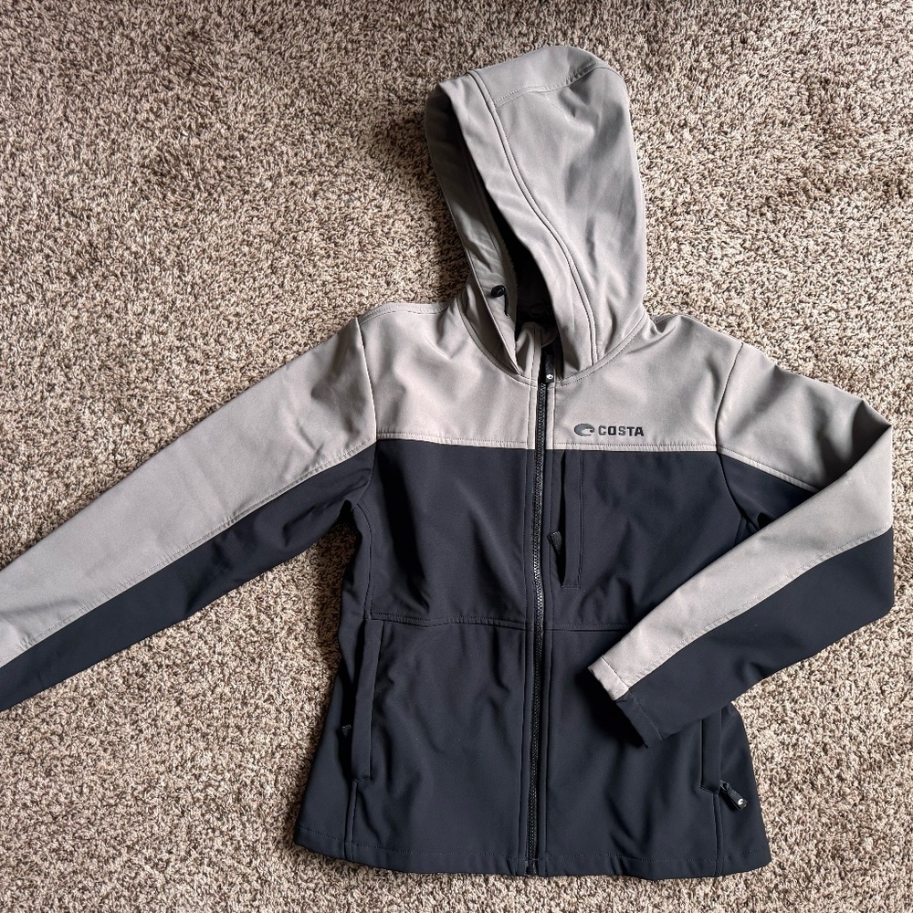 Costa Del Mar Women's Leeward Softshell Jacket, Medium, Grey / Black